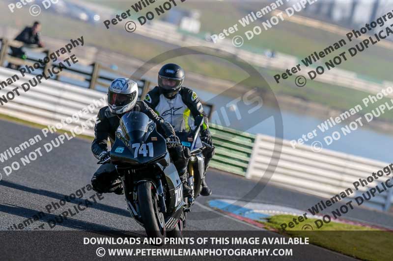 PJM Wedding Photography;enduro digital images;event digital images;eventdigitalimages;mallory park;mallory park photographs;mallory park trackday;mallory park trackday photographs;no limits trackdays;peter wileman photography;racing digital images;trackday digital images;trackday photos